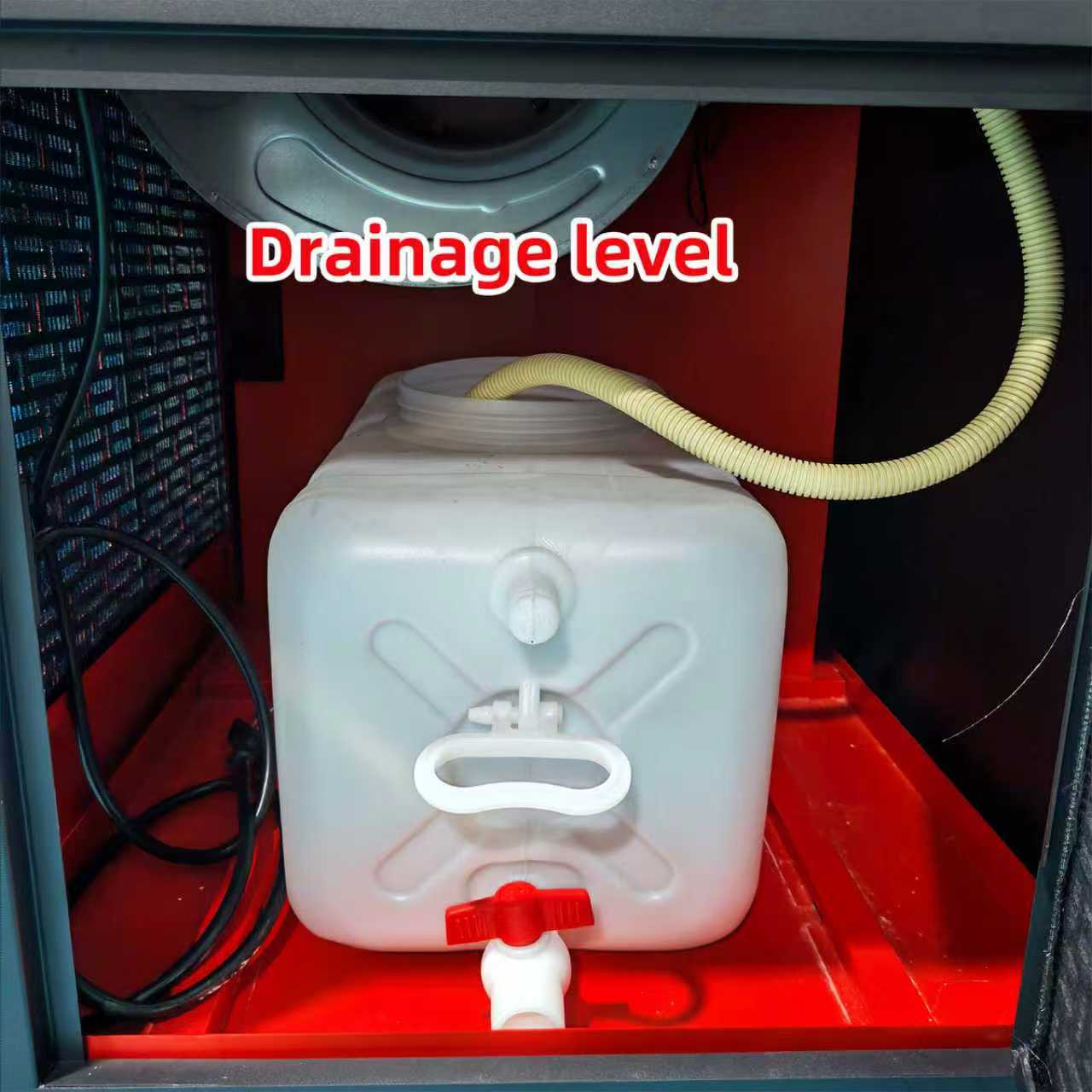 V9-4_acmover-mobile-ac-water-tank